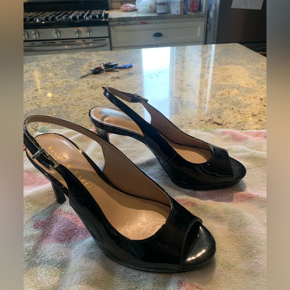 Black patent Kelly and Katie worn once